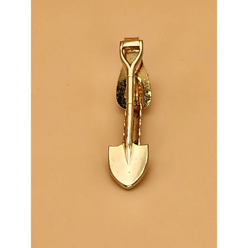 Vintage Spade Shovel D Handle Gold Tone Tie Clip Bar Small FREE $HIPPING!!